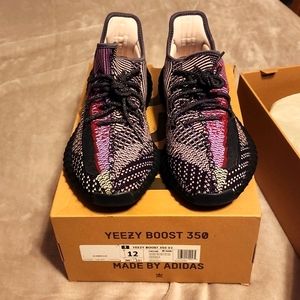 Yeezy 350 boost YECHEIL sz 12